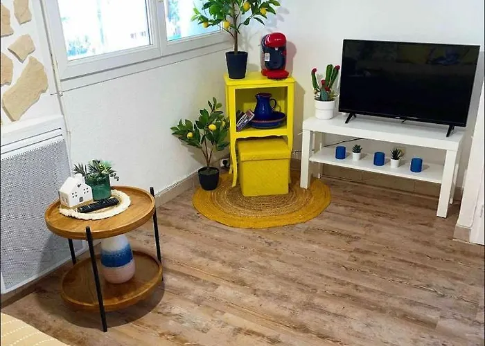 Les Pieds Dans L'eau