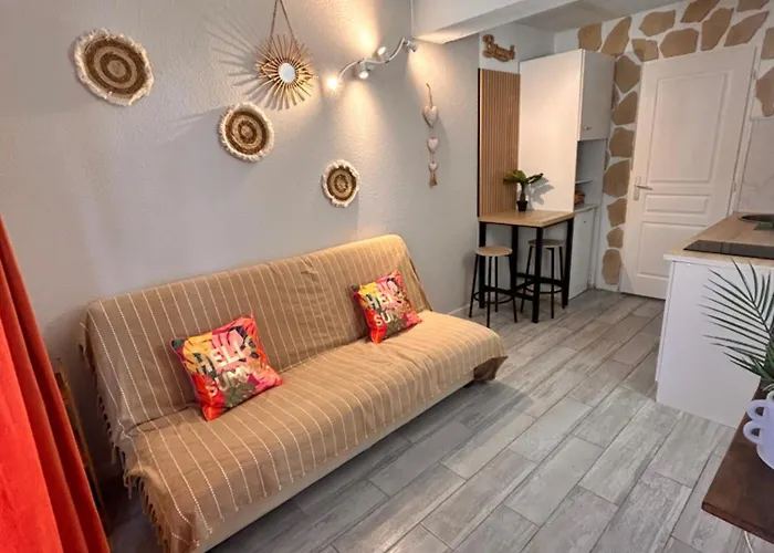 Les Pieds Dans L'eau